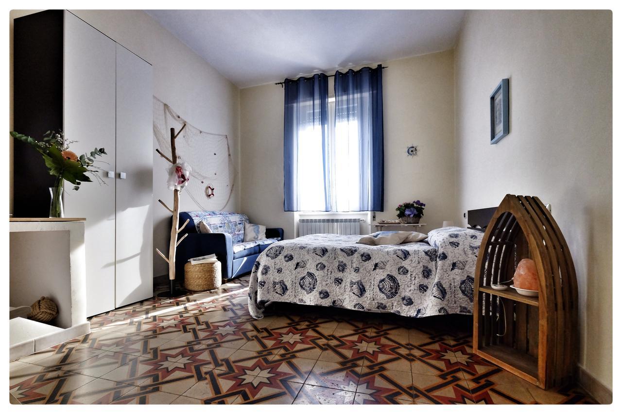 La Casa Sul Molo Bed & Breakfast Viareggio Eksteriør bilde